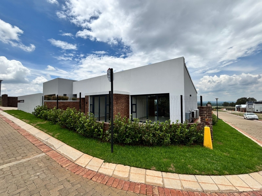 To Let 3 Bedroom Property for Rent in Helderzicht Eco Estate North West